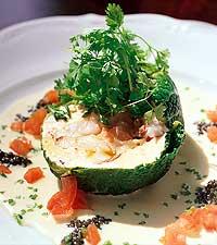 Laxballottine med vitvinssås