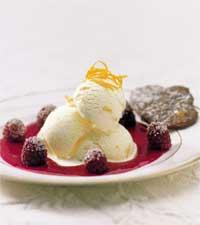 Apelsinglass med hallonsås