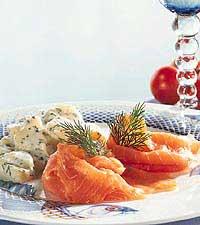 Rökt lax med dillstuvad potatis