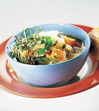 Timjankryddad grönsakssoppa