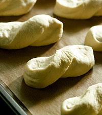 Brödsnurra med fårost