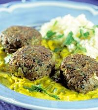 Färsbullar med currysås