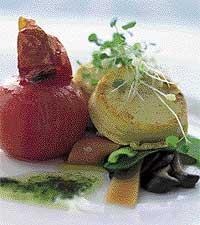 Ugnsbakad kvisttomat med kikärtsplättar