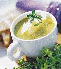 Zucchinisoppa med parmesan