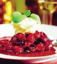 Punschmarinerad bärkompott