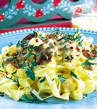 Pasta och lövbiffssås