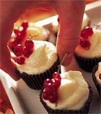 Chokladformar med karamellkräm