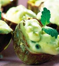 Passionscrème i passionsskal