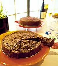 Chokladkaka med frukt och marshmallows