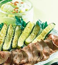 Klassisk Rostbiff med guacamolesallad