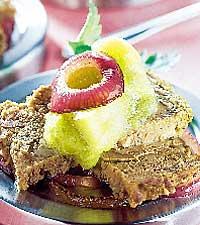 Fågelleverpaté m rabarbersmälta