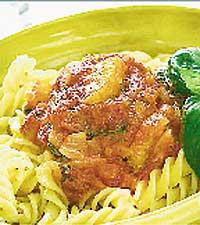 Pasta med tomat och apelsin