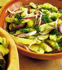 Potatissallad med dill och rödlök