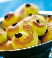 Lussebröd med saffranskräm