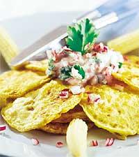 Majsplättar med rödlökskräm