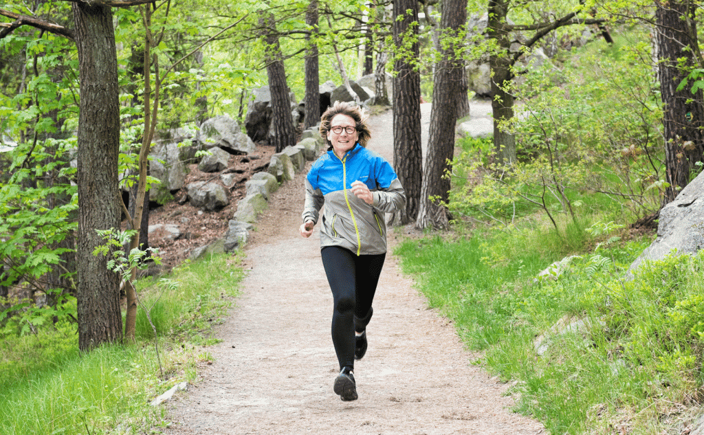 – När det var som värst trodde jag aldrig att det skulle gå, säger Eva-Lena som idag kan springa igen. Foto: Ann Jonasson