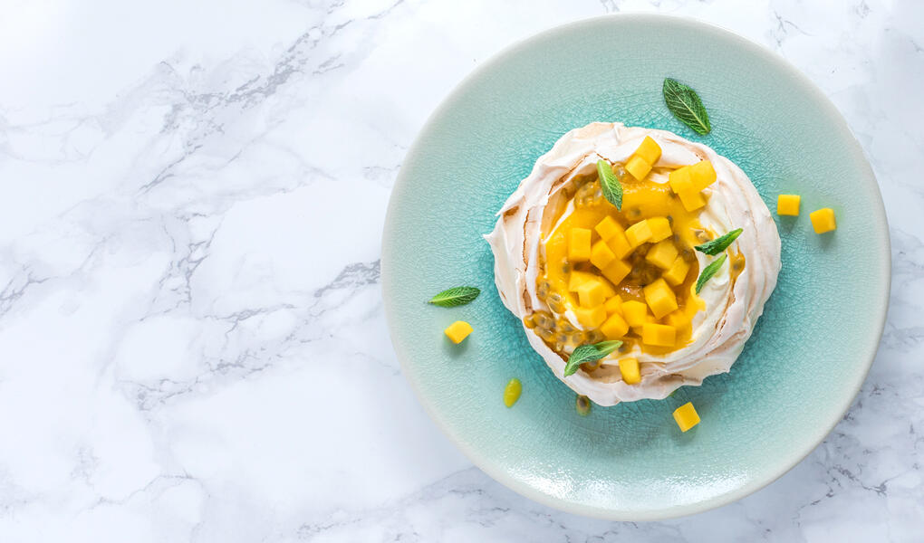 Gillar du att baka och laga mat? Med en Kenwood Chef Titanium XL blir det ännu roligare. Foto: Kenwood.