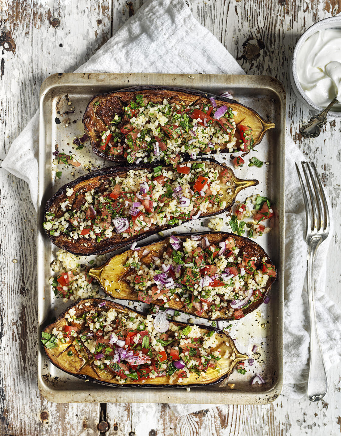 Auberginehalvor med tabbouleh
