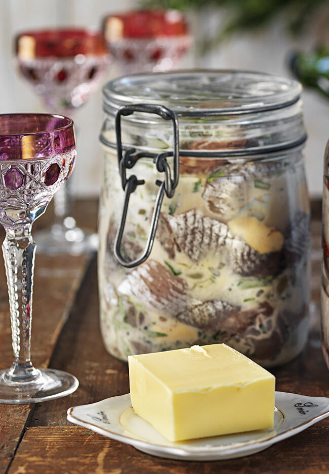 Krämig dragonsill med ägg