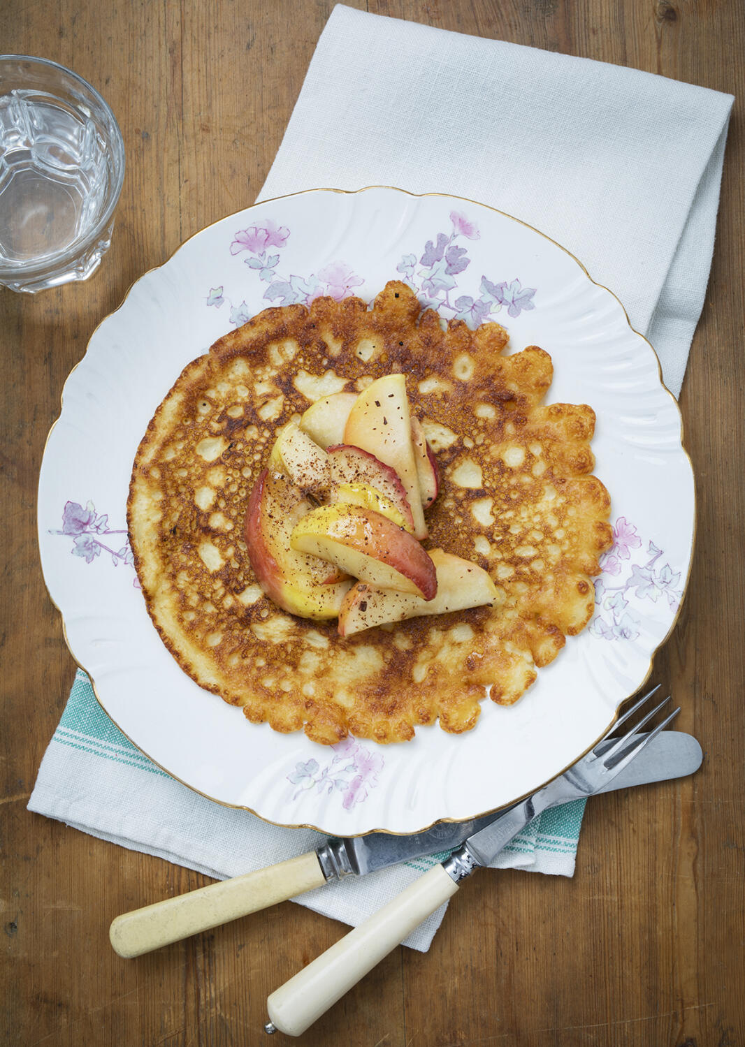 Pannenkoek med äpple