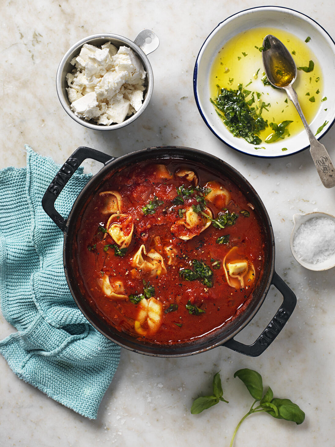 Tomatsoppa med fylld pasta