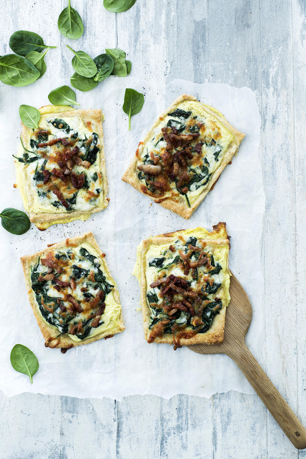 Spenatpajer med bacon