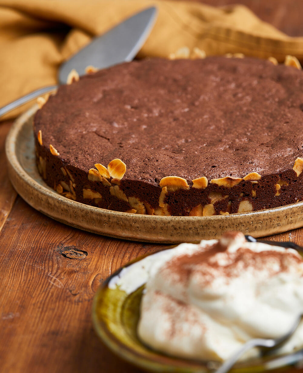 Mandelkaka med amarettokräm