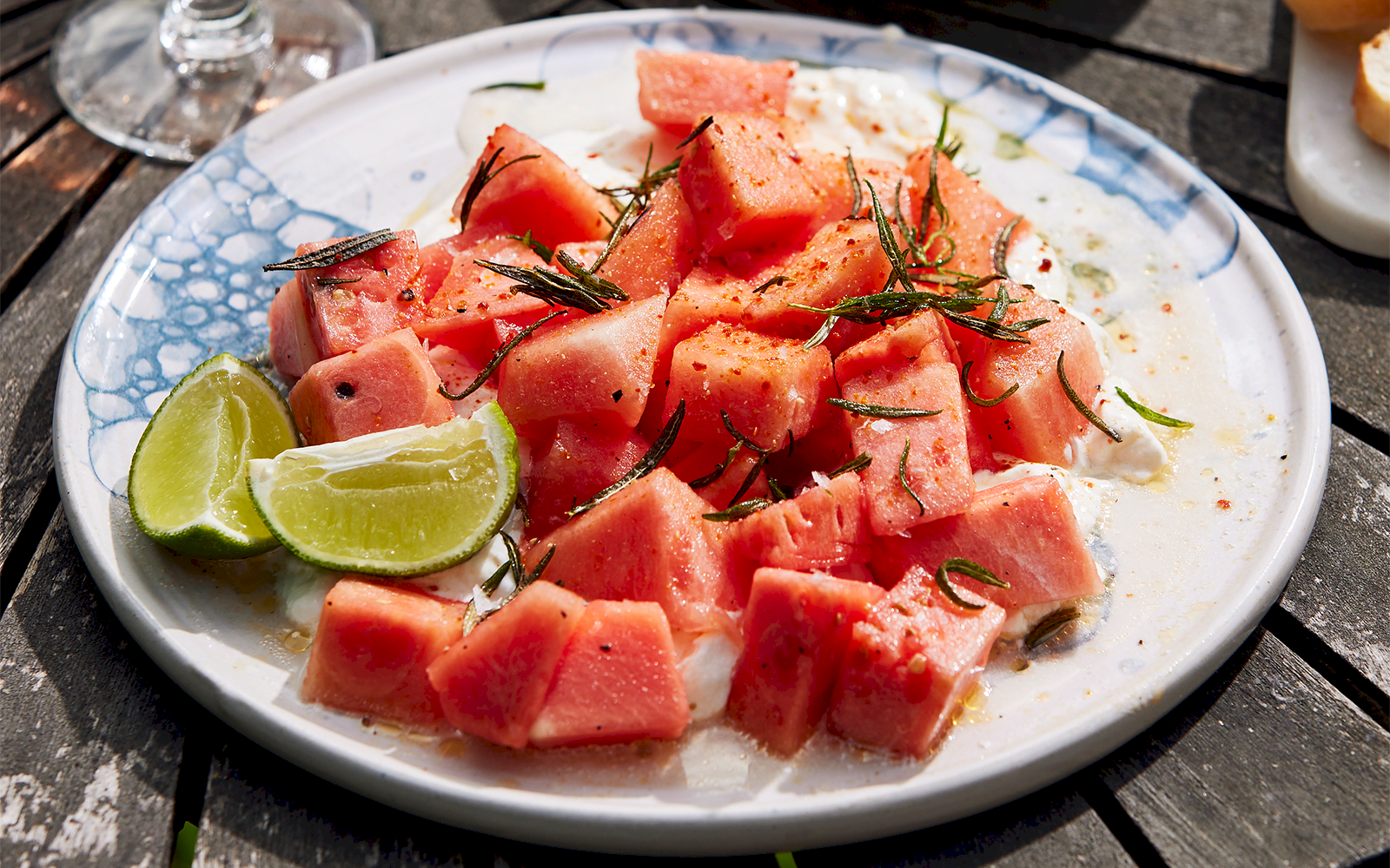 Vattenmelon med rostad rosmarin