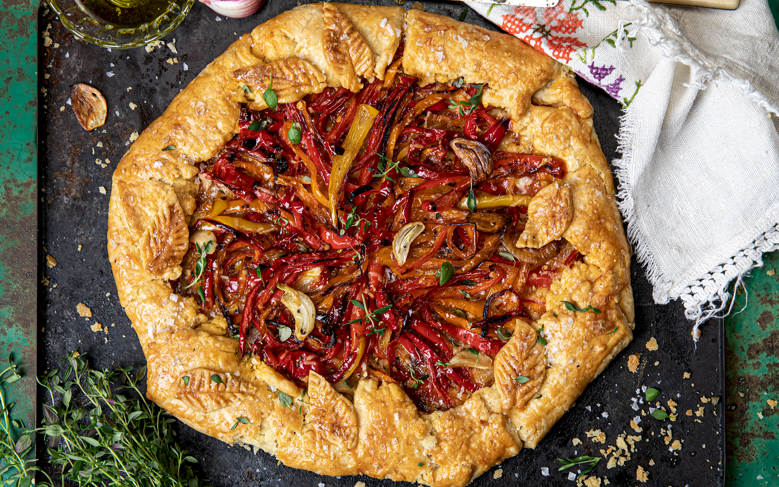 Paprikagalette med sardeller och getost