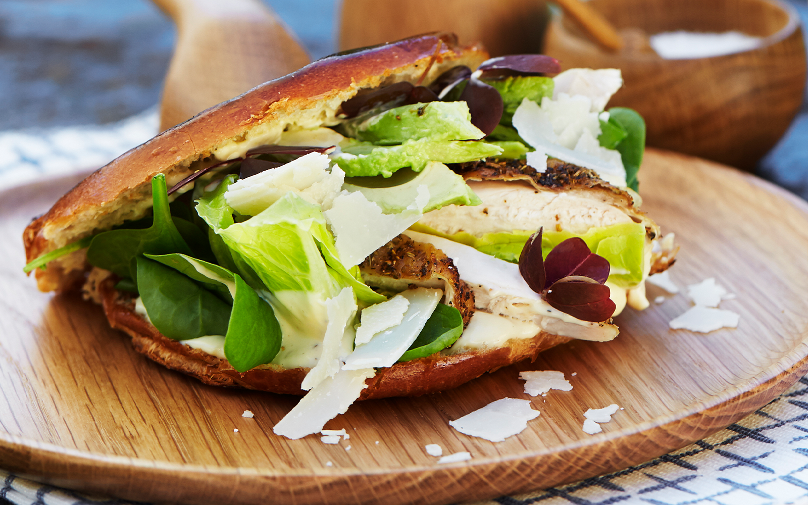 Kycklingburgare med caesardressing