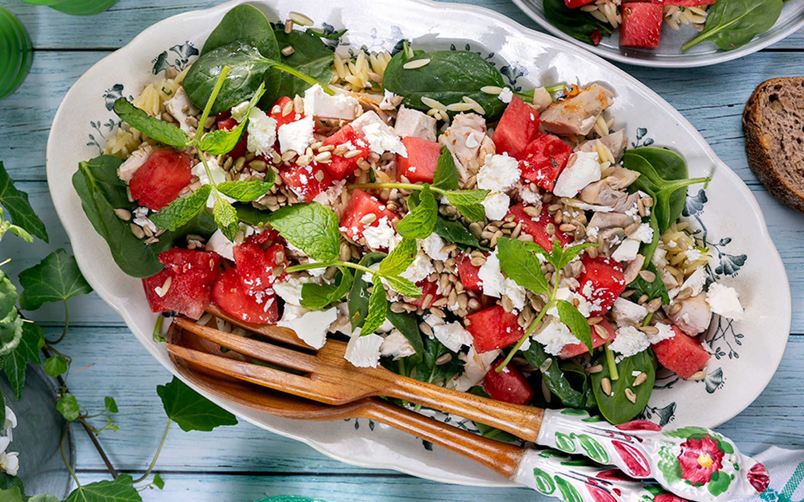 Kyckling- & risonisallad med melon