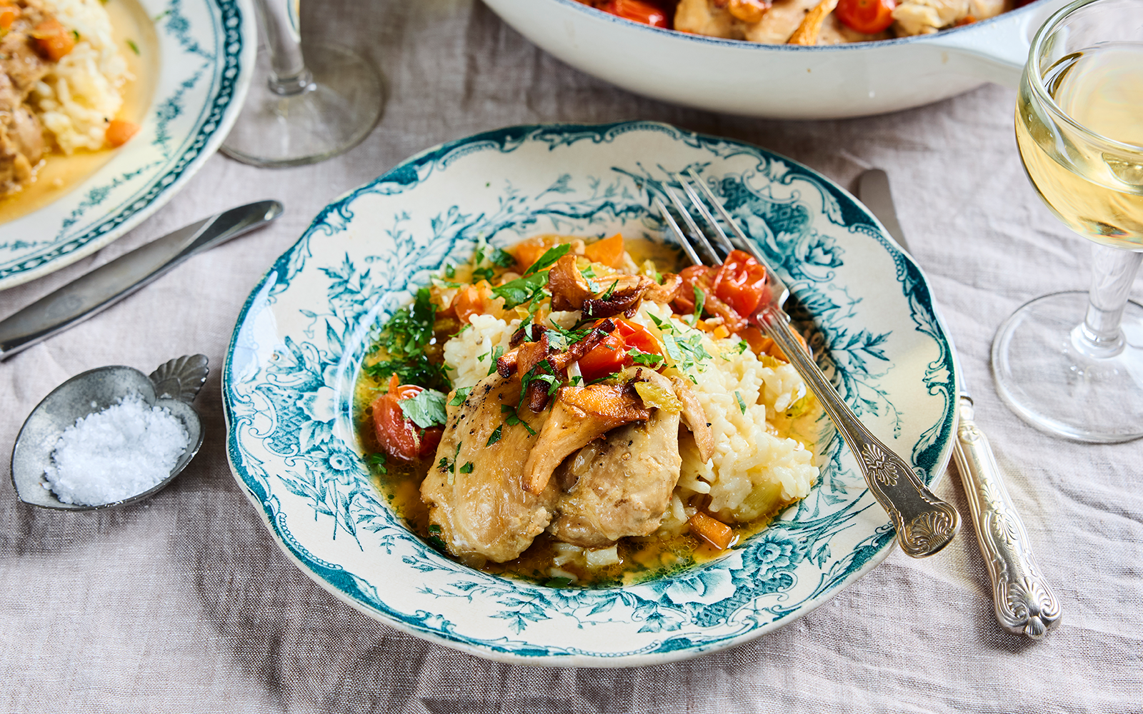 Italiensk kycklinggryta med tomat och svamp